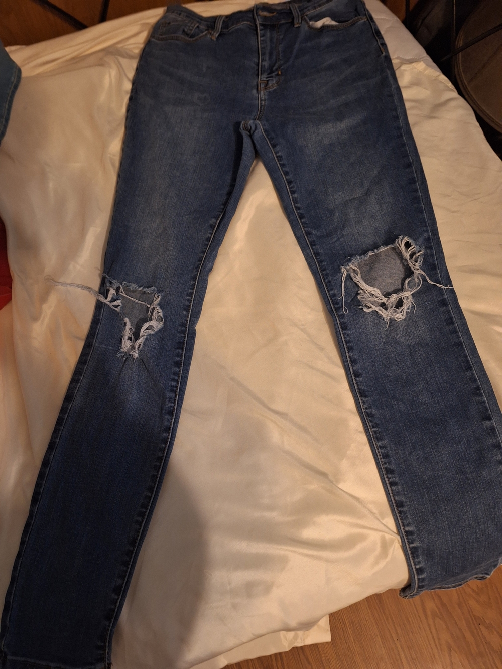PacSun Women's Dark Blue Distressed Skinny Jeans